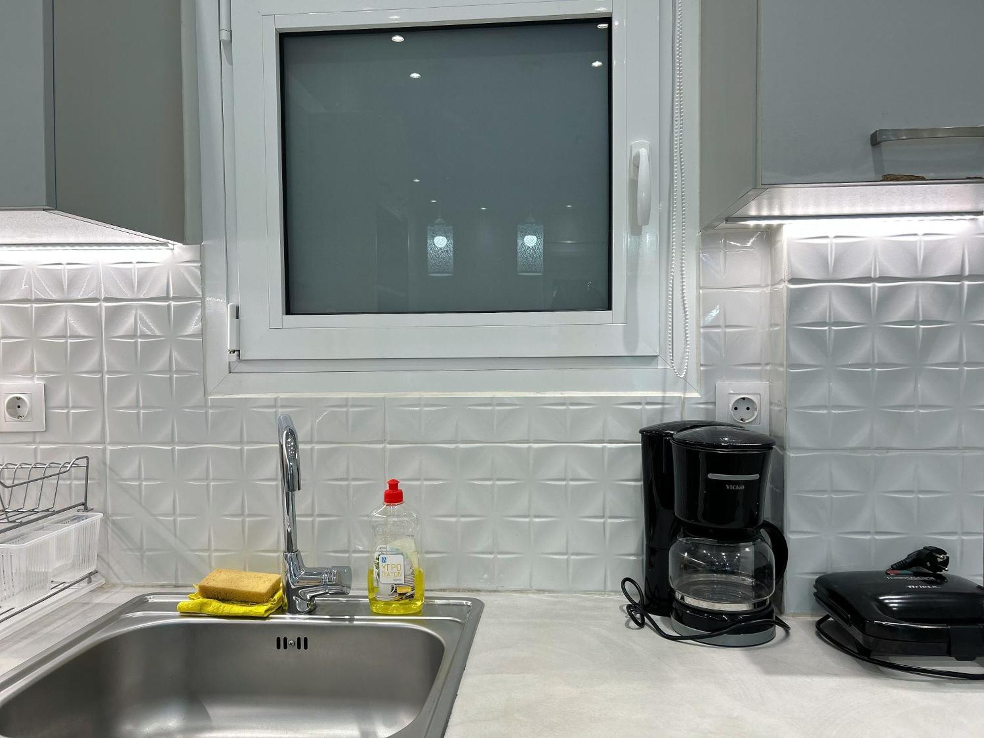 Near Acropolis New 2 Bedrooms Apt In Koukaki 雅典 外观 照片